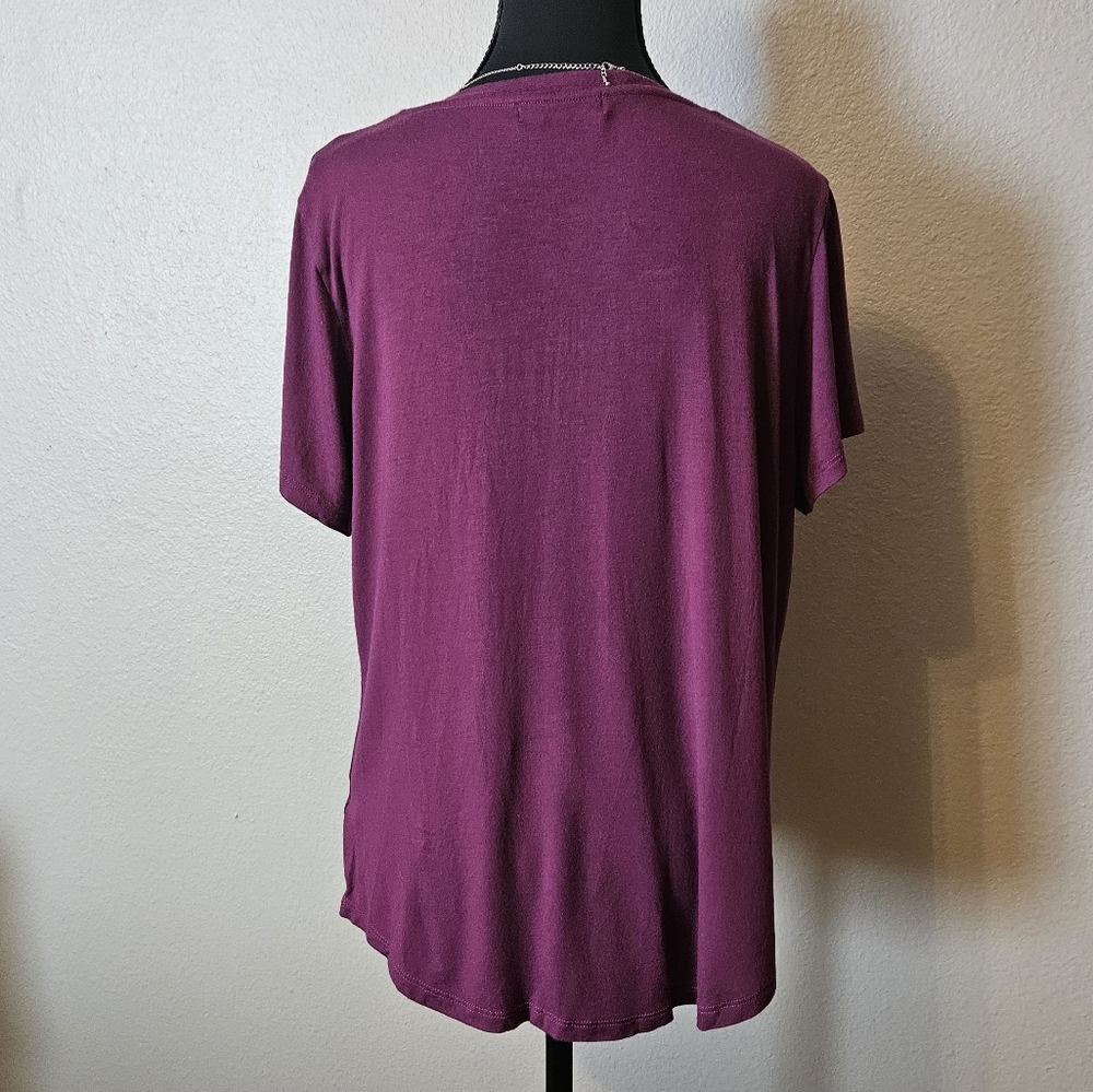 78 & Sunny Women's Large V-neck Short Sleeve Top - Picture 4 of 5